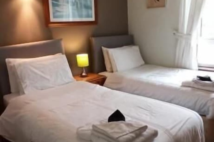 Room 9 of 46