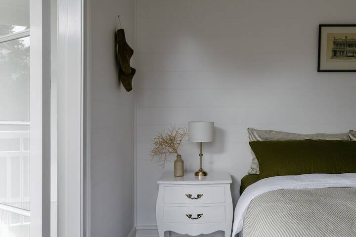 Room 9 of 51