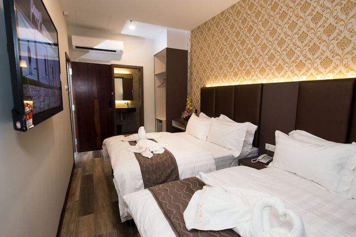 Room 15 of 52