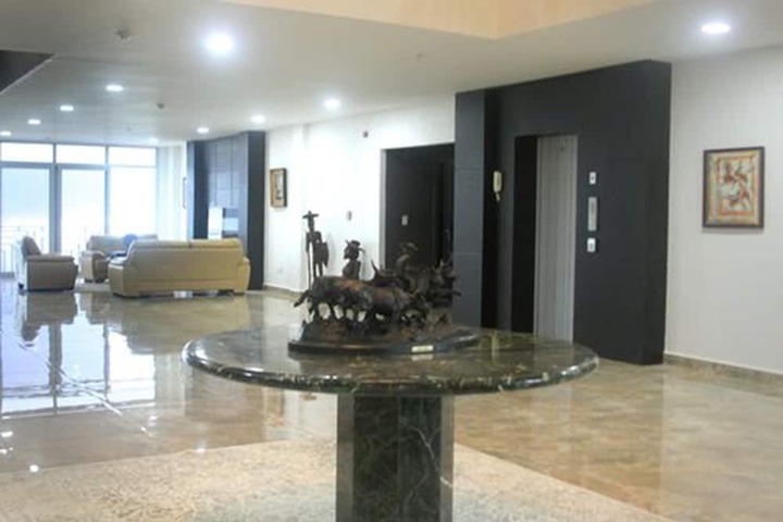 Hotel 2 of 62