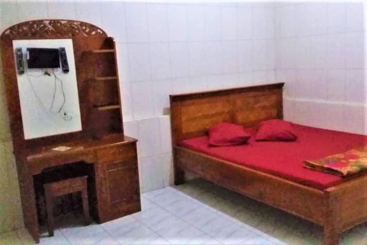 Room 3 of 10