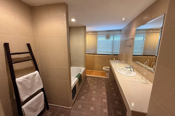 Room 55 of 65