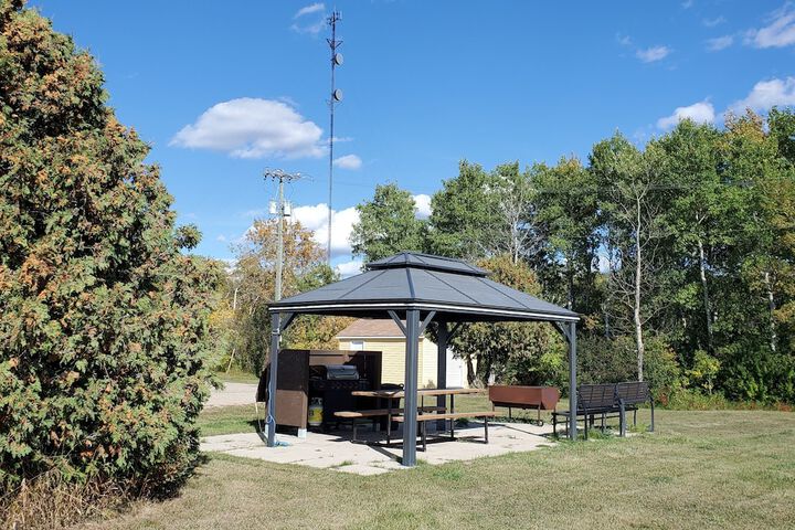 Property Grounds 31 of 34