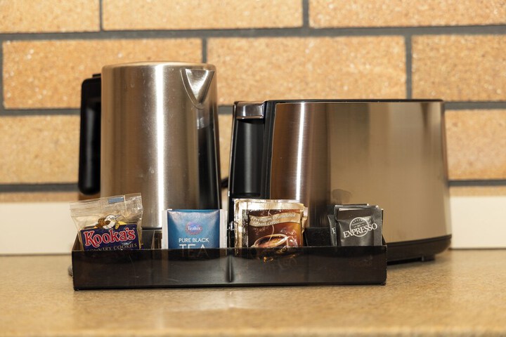 Breakfast/Coffee Service 16 of 33
