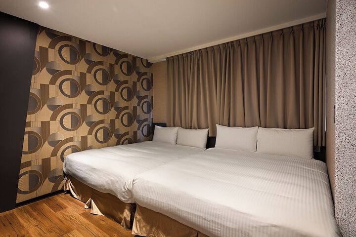 Room 48 of 78