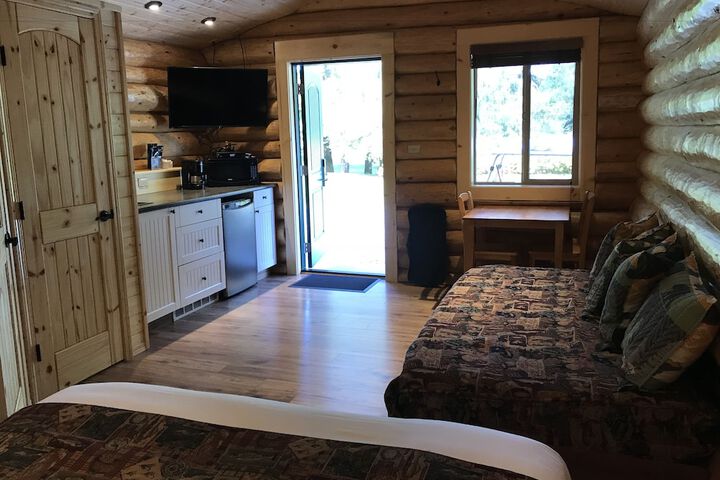 Room 8 of 26