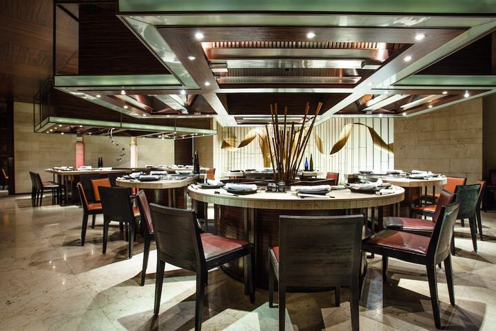 Dining 71 of 125