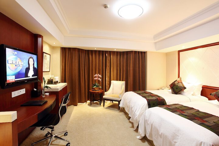 Room 5 of 78