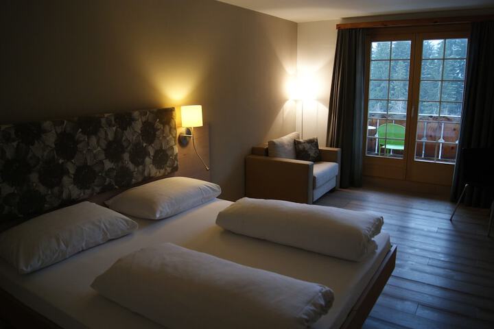 Room 7 of 60