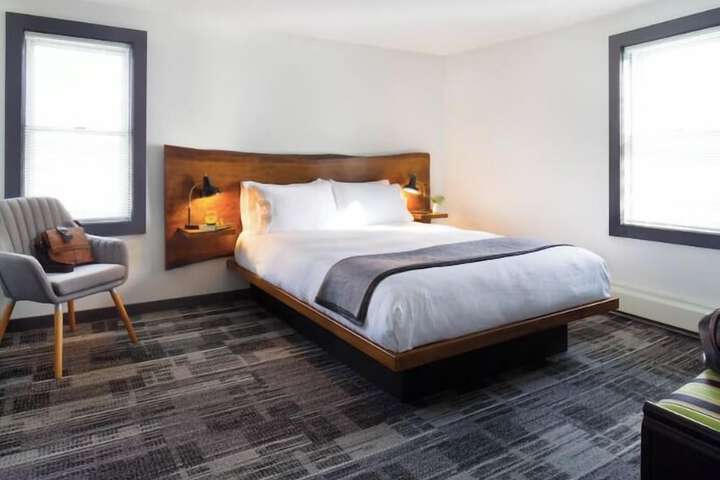 Room 25 of 56