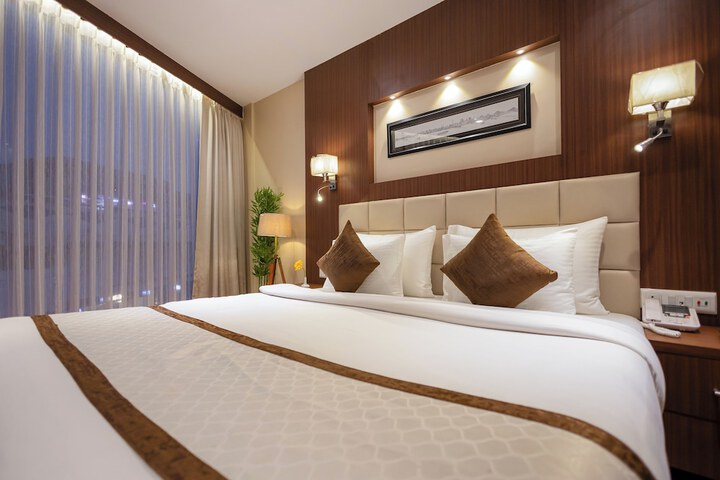 Room 42 of 161