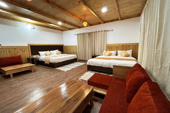 Room 5 of 23