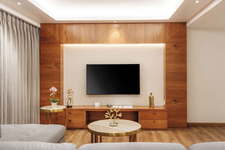 Room 28 of 63