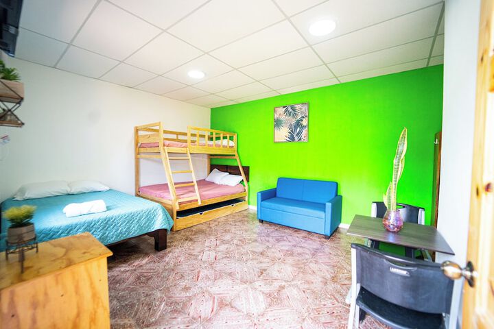 Room 7 of 37