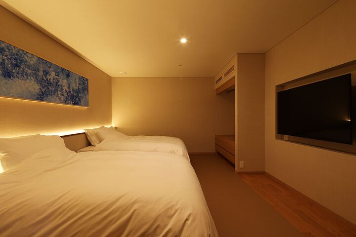 Room 21 of 68