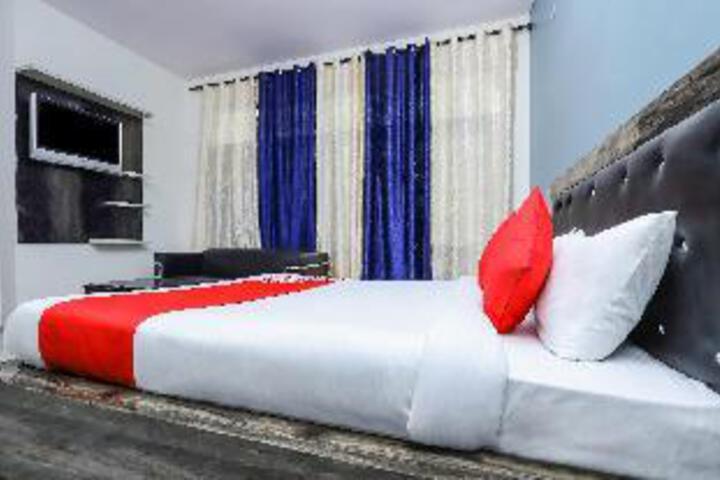 Room 18 of 20