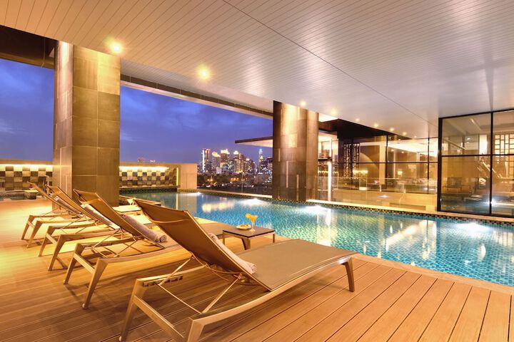 Pool 55 of 114