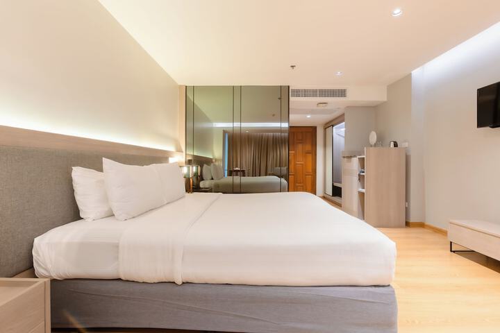 Room 18 of 73