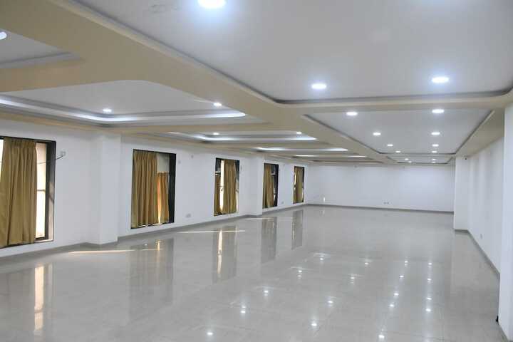 Ballroom/Hall 21 of 47