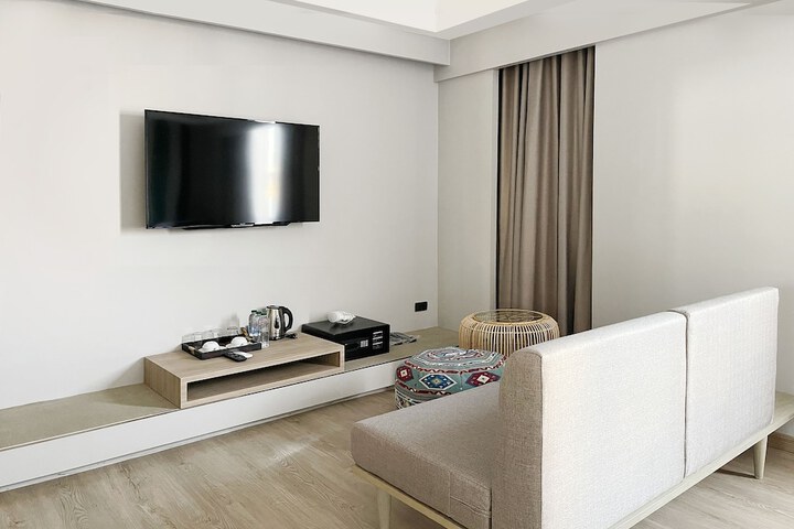 Room 56 of 147