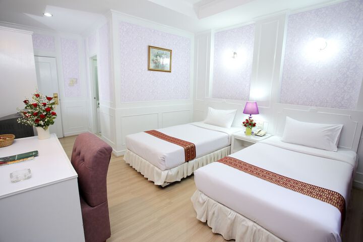 Room 19 of 71