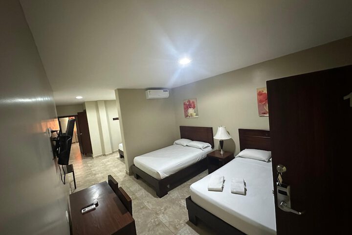 Room 12 of 31