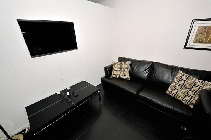 Room 226 of 324