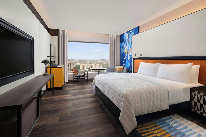 Room 10 of 56