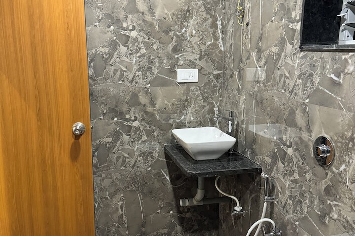 Room 59 of 84