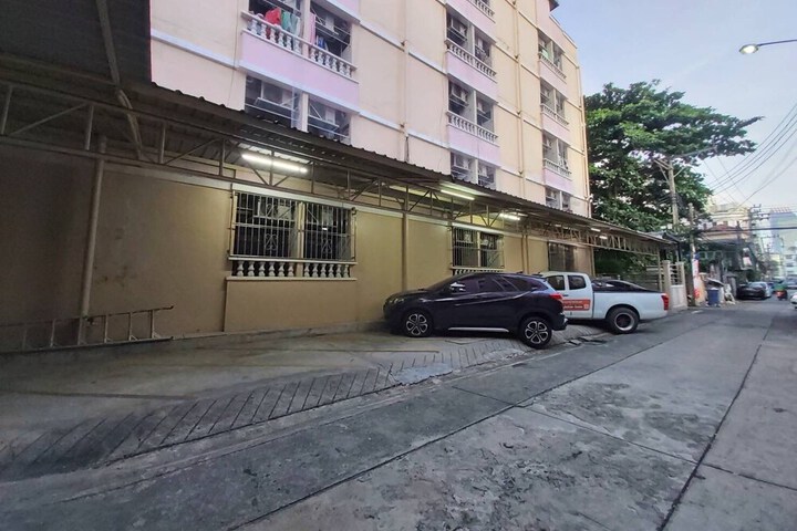Property Grounds 28 of 30