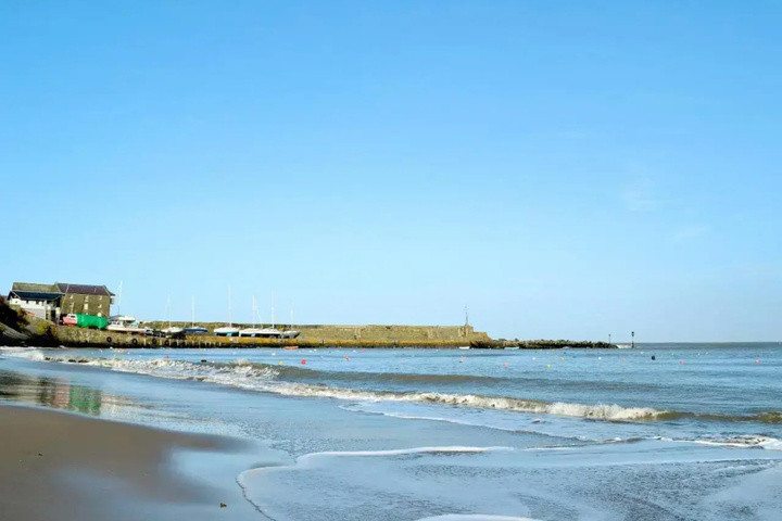 Beach 16 of 20