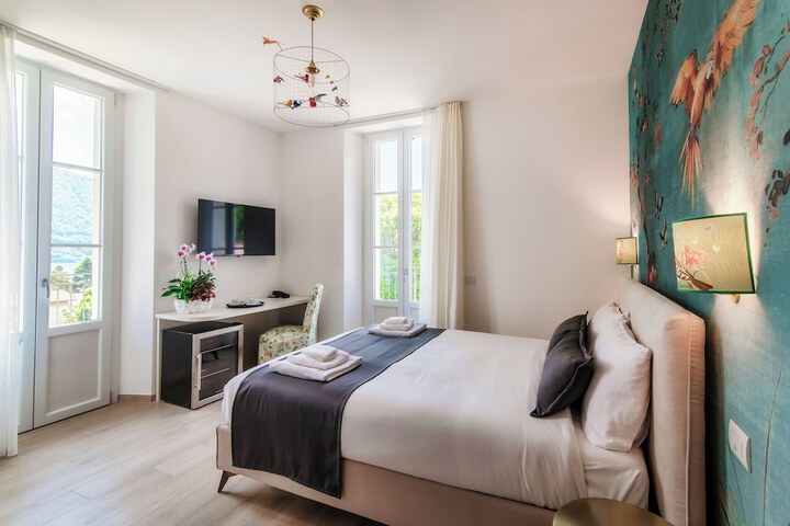 Room 15 of 193