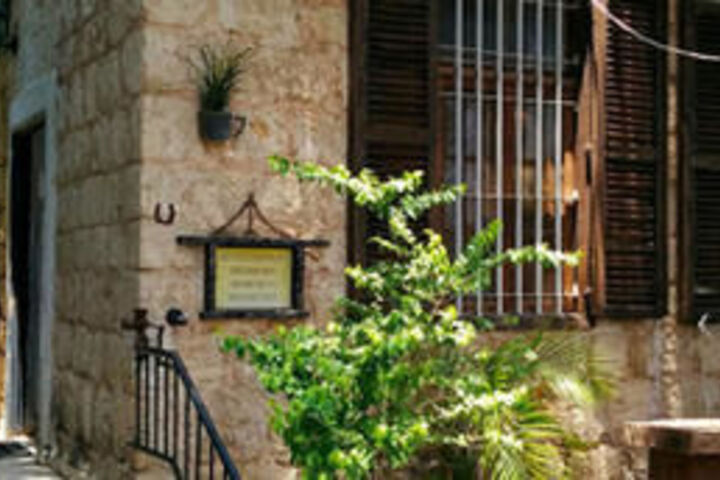 Hotel 4 of 40