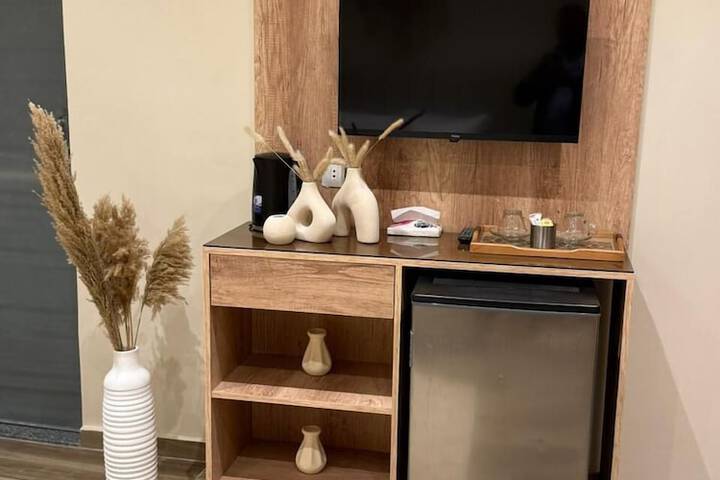 Room 6 of 23
