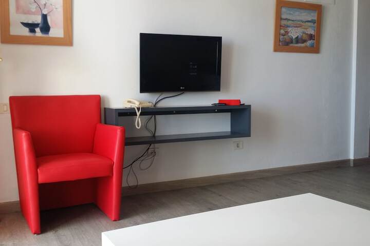 Room 5 of 19