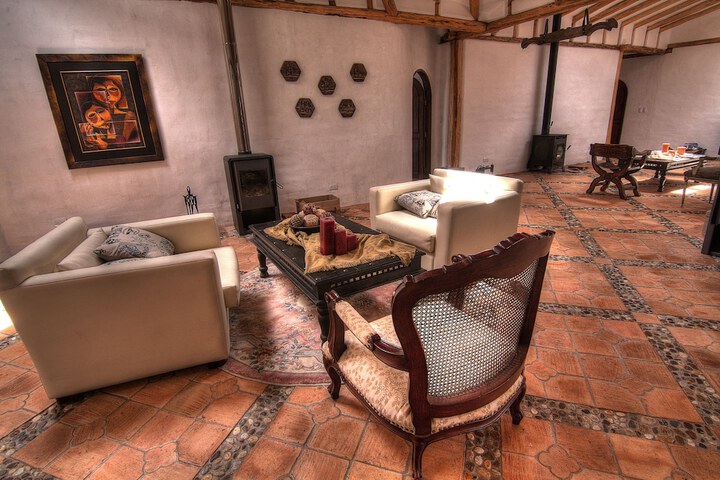 Hotel Interior 4 of 29