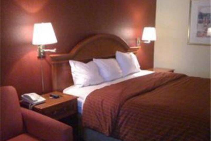 Room 3 of 6