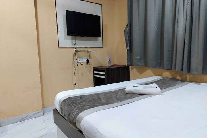 Room 7 of 24