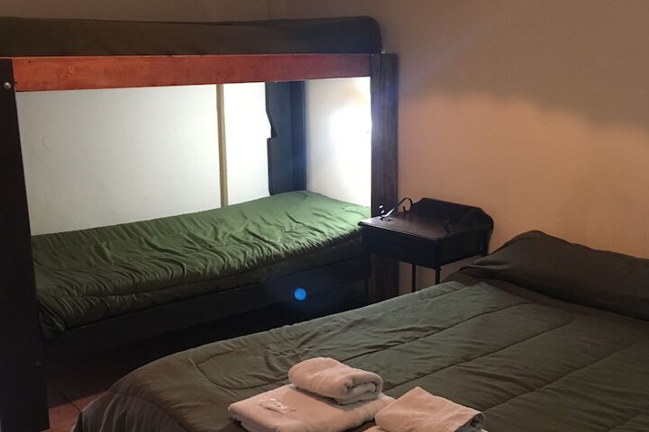 Room 8 of 40