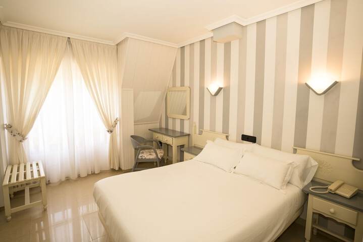 Room 10 of 47