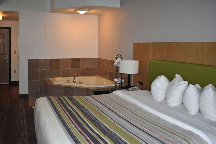 1 King Bed Accessible (7 of 55)