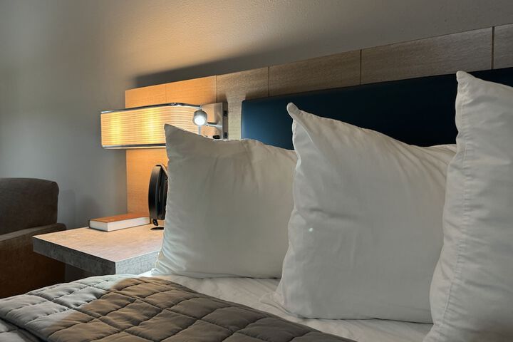 Room 15 of 38