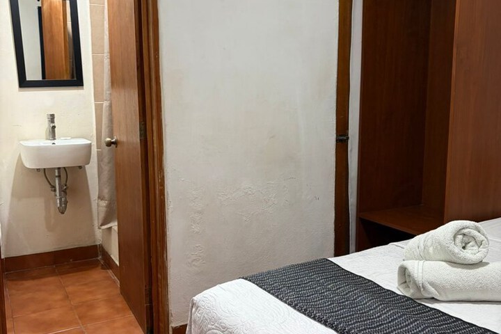 Room 132 of 242