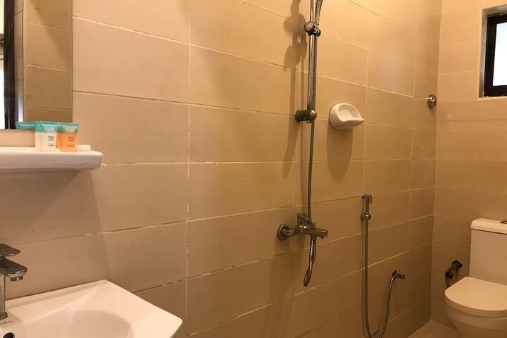Room 21 of 58