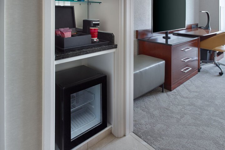 Room 20 of 98