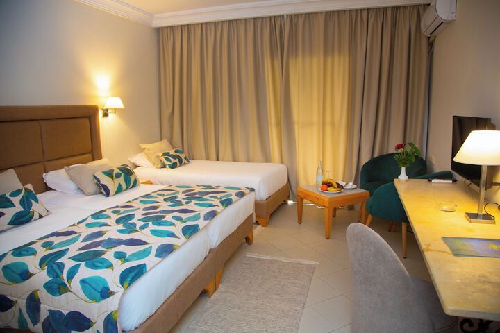 Room 20 of 66