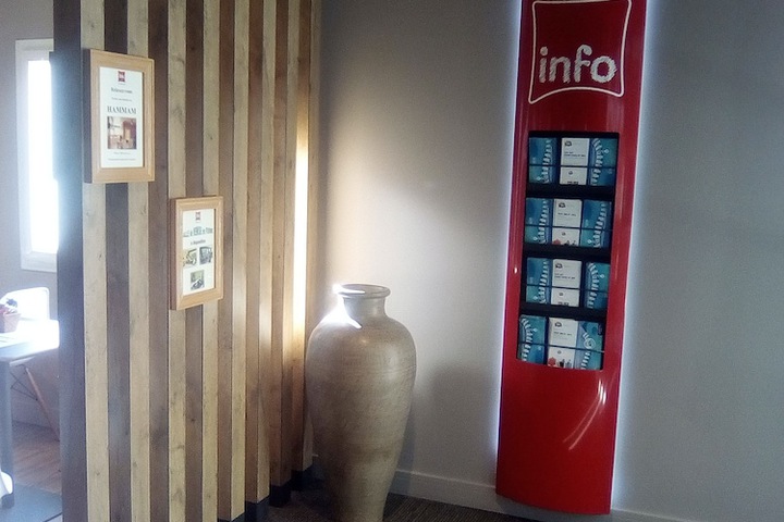 Guest Lobby