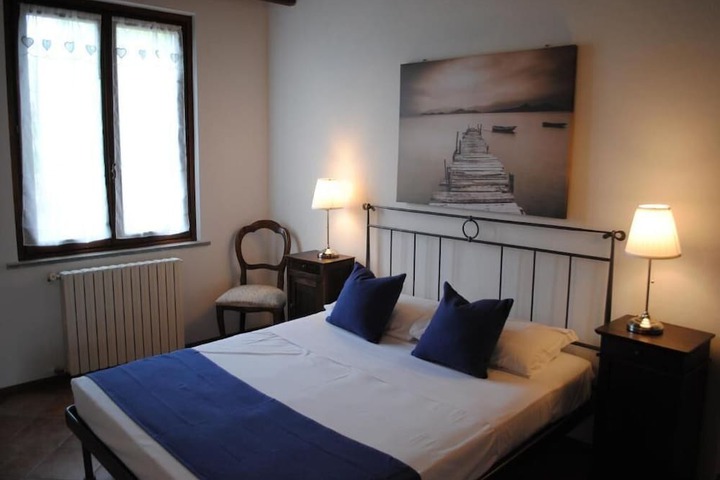 Room 4 of 19