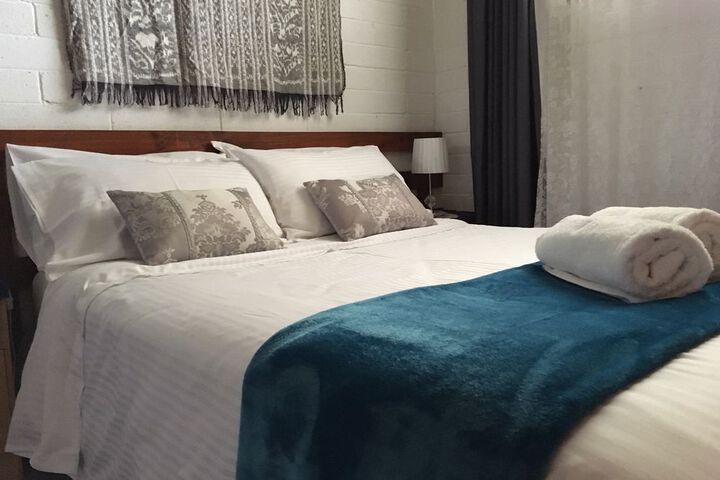 Room 12 of 49
