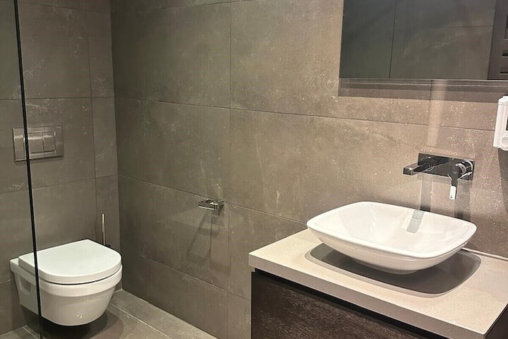 Room 40 of 46